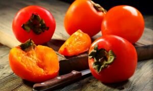 Хурма: польза и вред оранжевого лакомства.