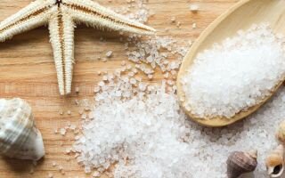 Морская соль — польза и вред специи из морских глубин